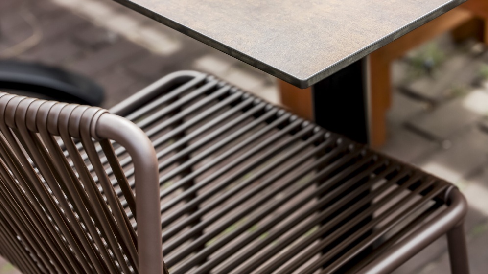 Terras stoelen 1